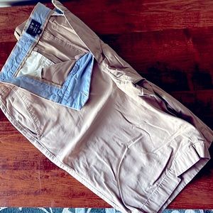 JCrew • Rivington • men’s khaki shorts • 31W